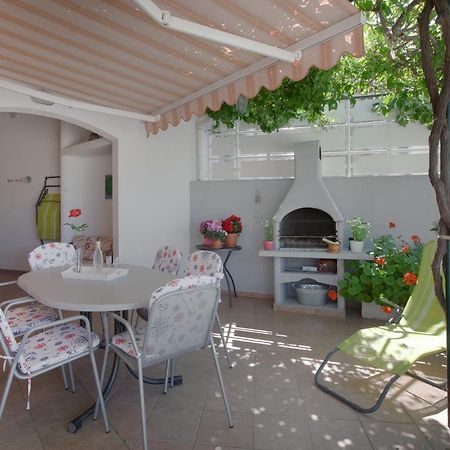 Villa Nedika Podgora Exteriör bild
