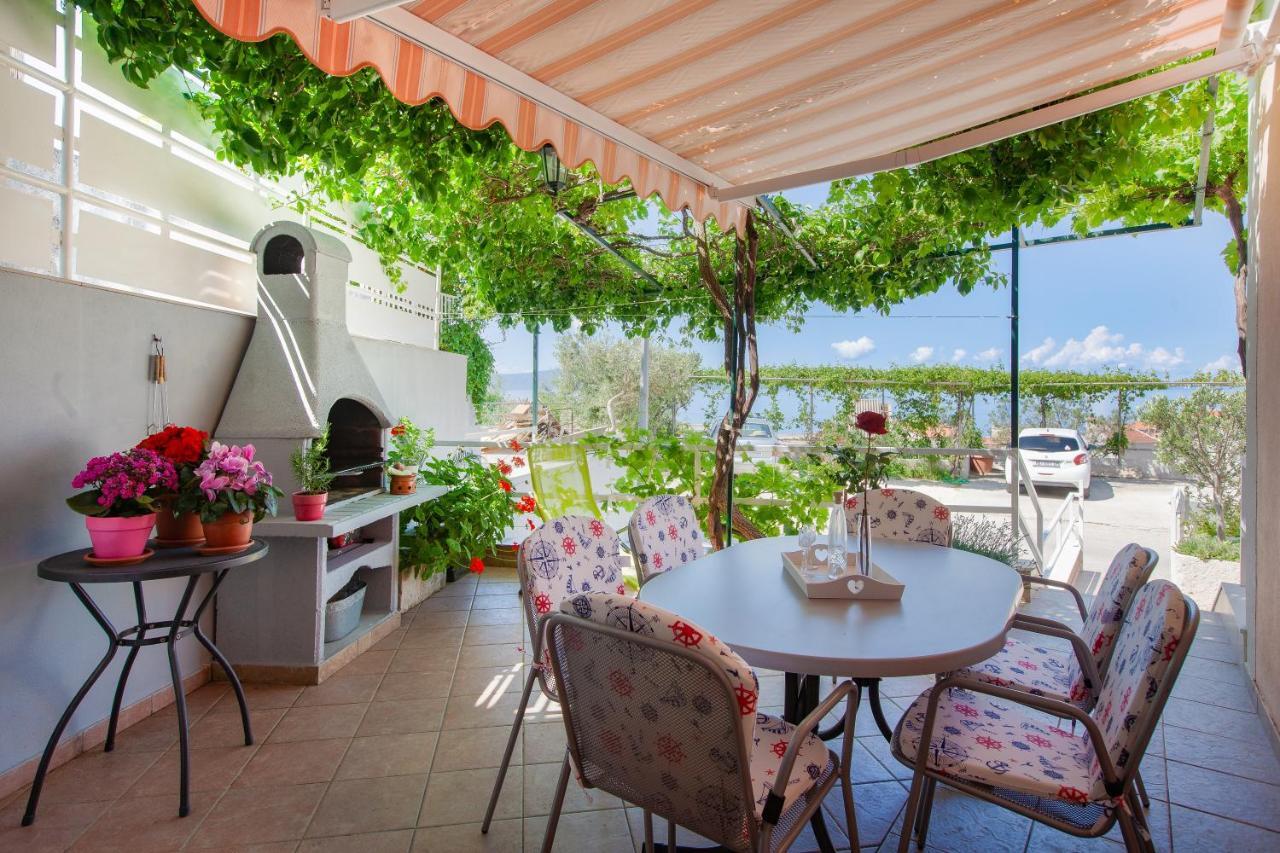Villa Nedika Podgora Exteriör bild